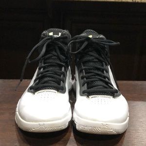 Under Armour Micro G Men’s Basketball Shoes